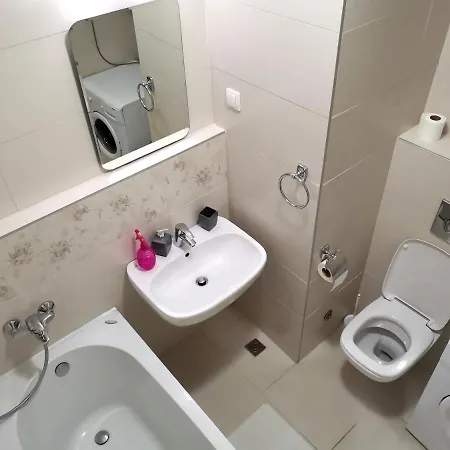 Vikont With Parking 5 Eur Per Day Appartamento *